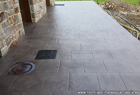 Hormigon Impreso Los Corrales de Buelna ▷ Precio / m²