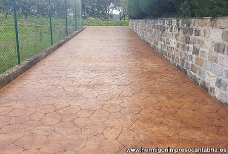 Hormigon Impreso Santa Cruz de Bezana ▷ Precio / m²